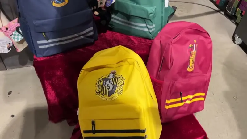 Mochilas Harry Potter Hufflepuff Gryffindor y Ravenclaw